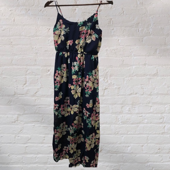 🛍 5 for $30 🛍 Sheer Floral Dress - Picture 2 of 4